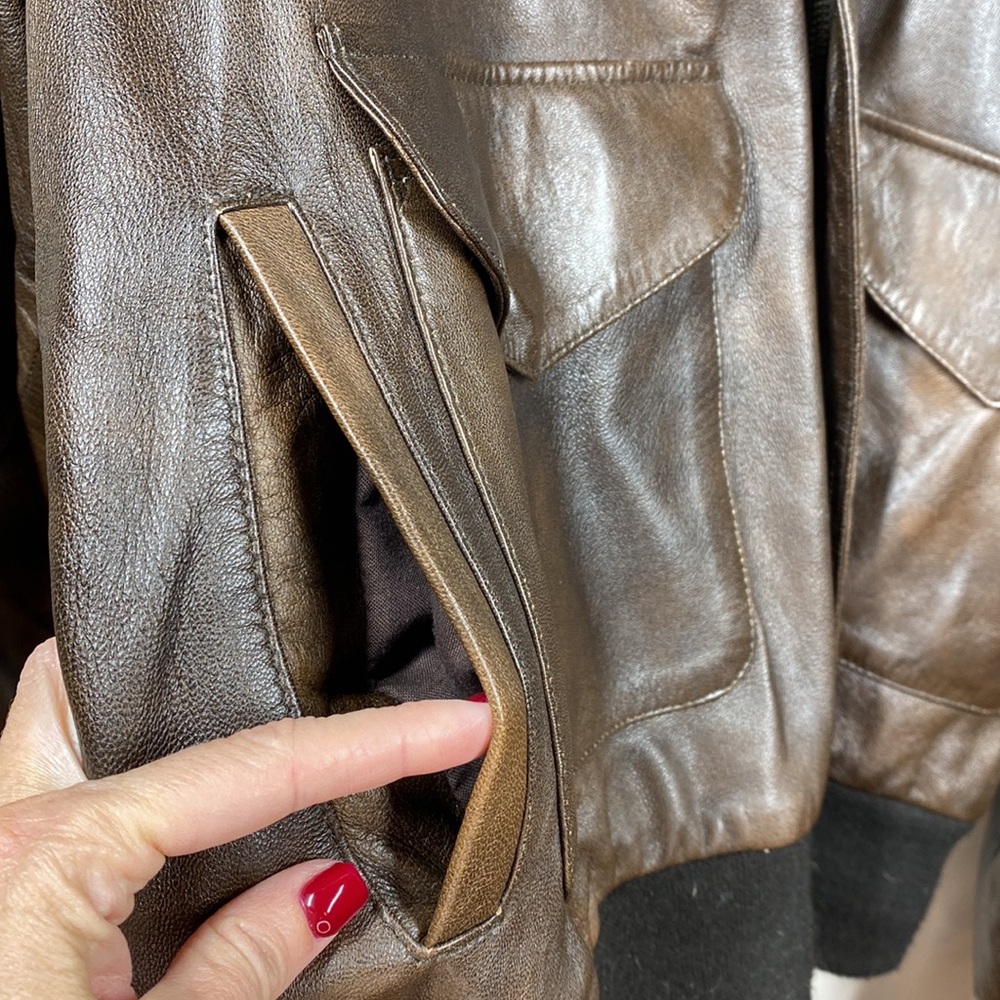 Vintage US WINGS Leather Bomber Aviator Jacket - Picture 4 of 15